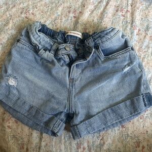 Levi’s girls shorts
